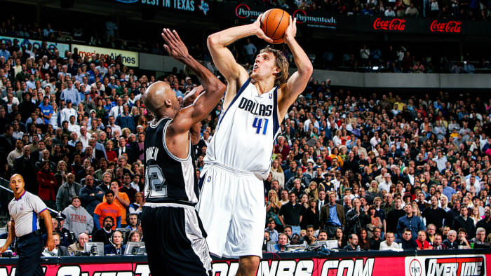 dirk-nowitzski-bruce-bowen